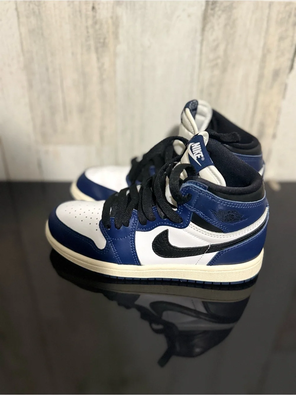 Nike Air Jordan 1 Mid Obsidian Blue White Youth 1Y